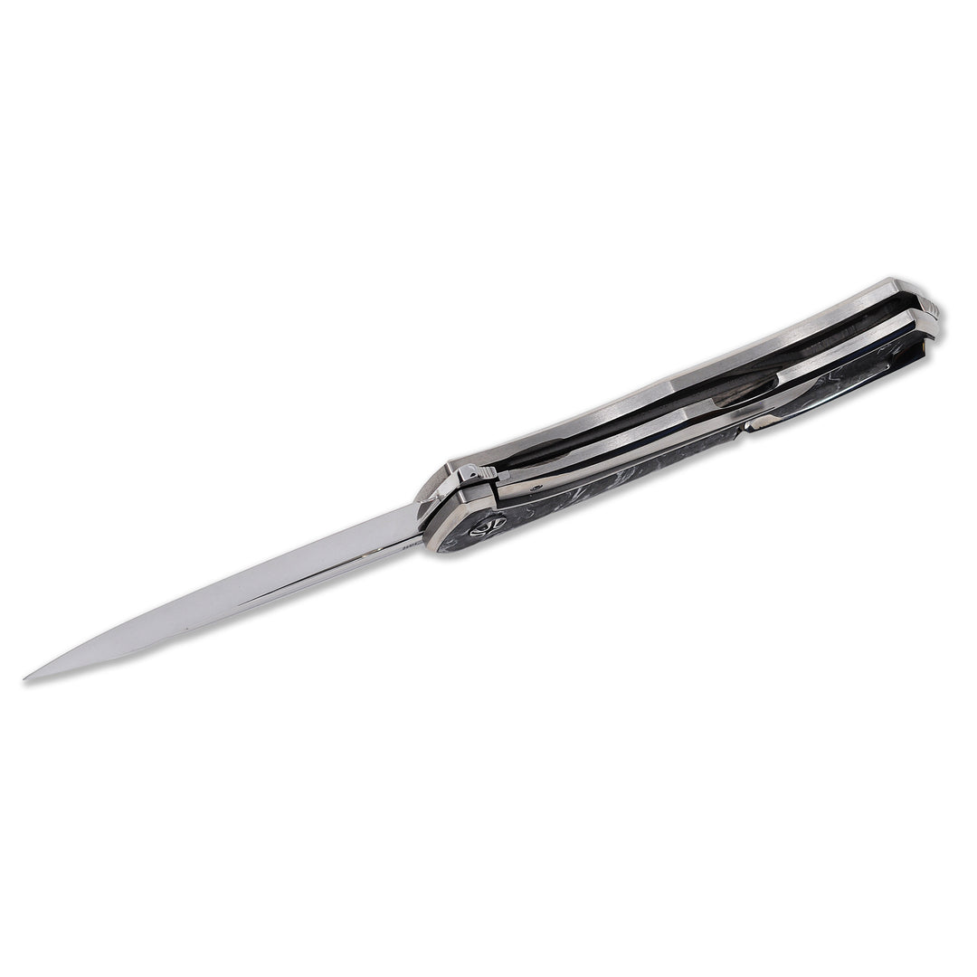 Liner lock mechanism in NL Knives Aurum Ultimate Custom folding knife