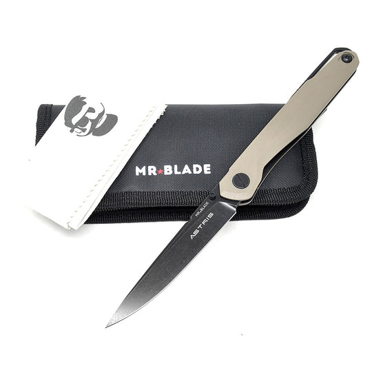 Mr. Blade Astris Tan with zipper pouch and branded cloth