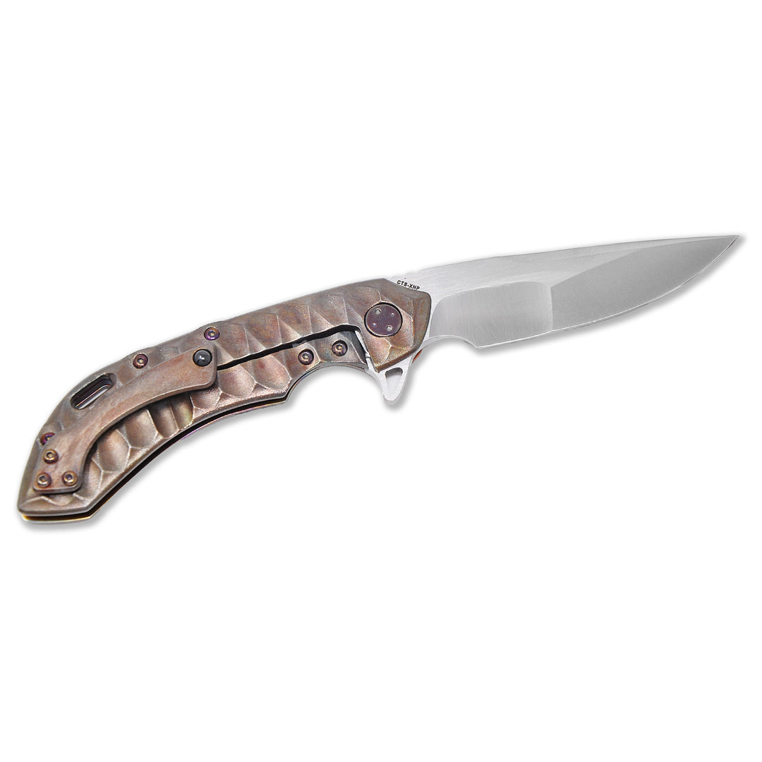 Olamic Wayfarer 247 Suna blade with Antique titanium handle – full open position.