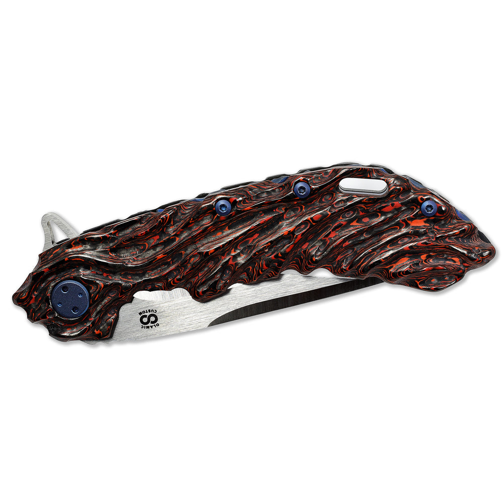 FlowMolten carbon fiber handle scale on Wayfarer 247 – sculpted hybrid design.