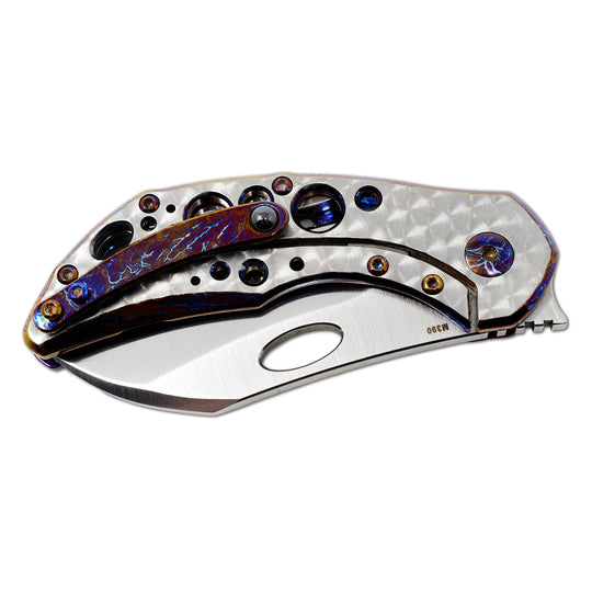 Entropic pocket clip details on Busker custom knife