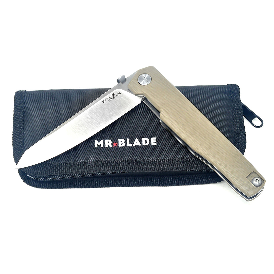 Mr. Blade Pike Tan with zipper pouch and branded cloth.