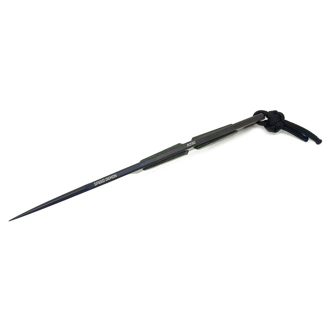 4 mm thick M390 blade detail on TRC Speed Demon