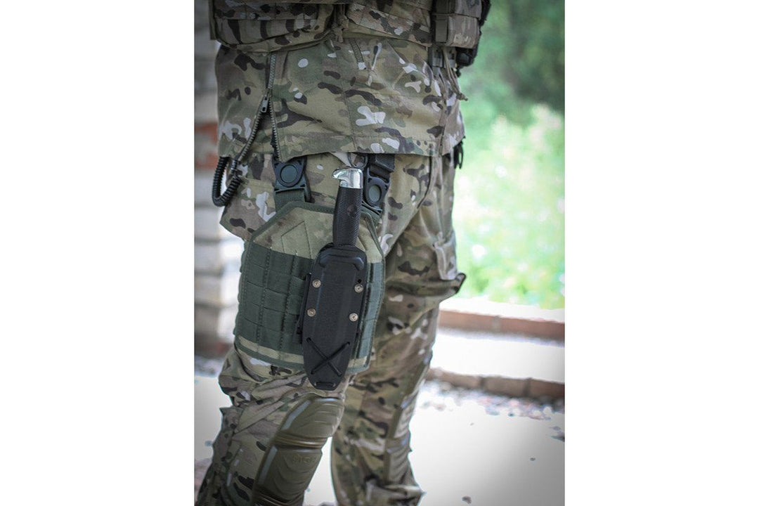 Kisten tactical knife in the sheath