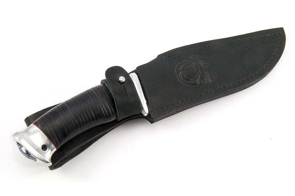 Artybash hunting knife from Rosarms in the sheath