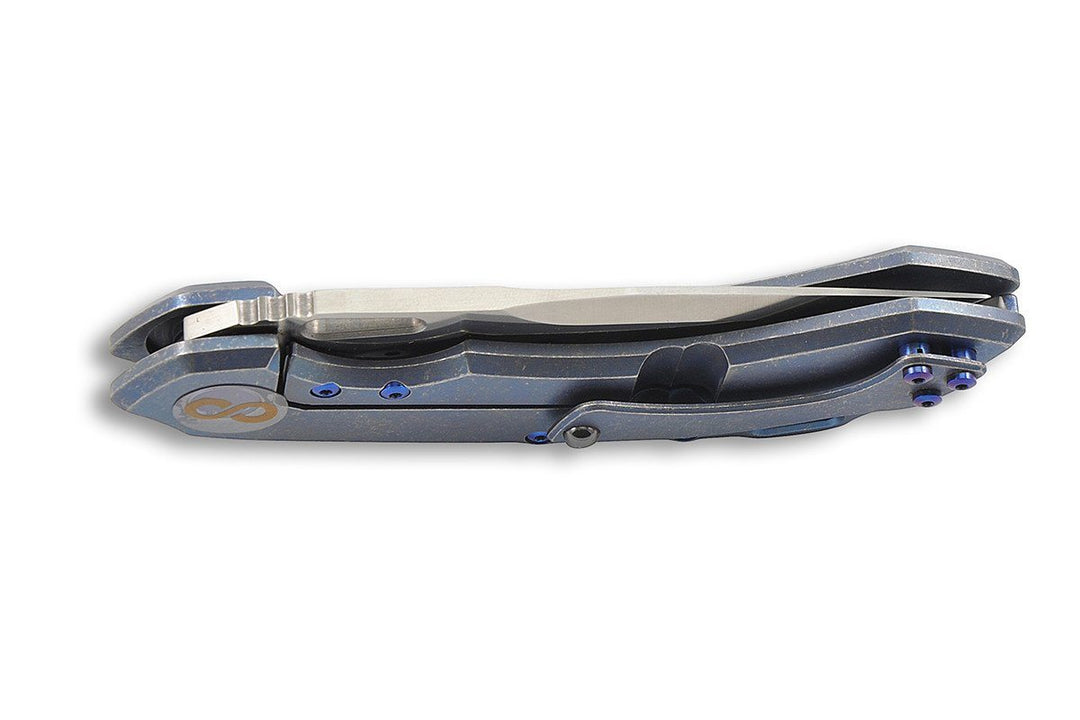 Wayfarer 247 Blue 5-Holes from Olamic Tactical, lock details