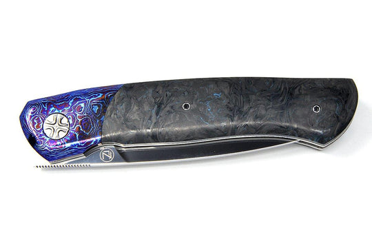 Frodo knife closed