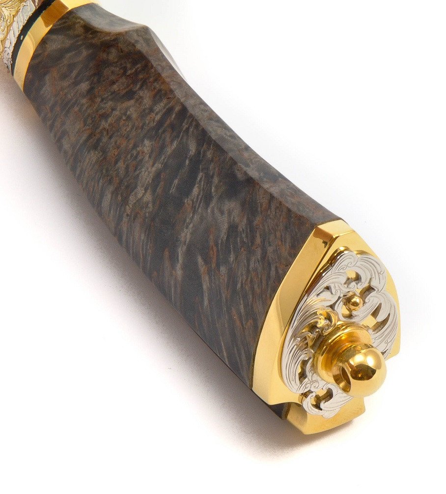 Rosarms Wolf custom knife with Damascus blade - handle decoration details