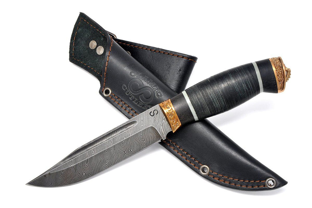 Voykar by Olamic with the leather sheath