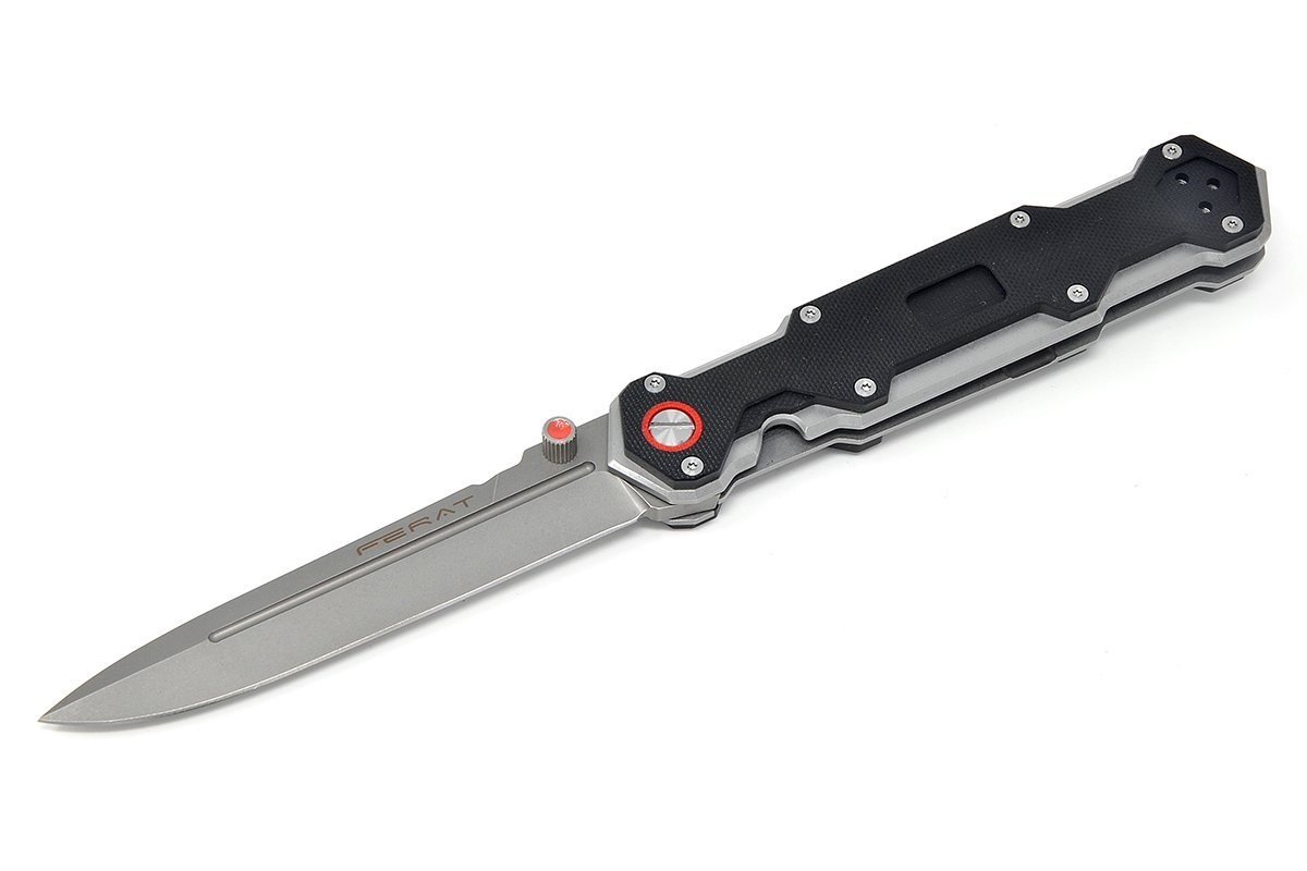 Ferat | Mr. Blade – Sharp Quarters