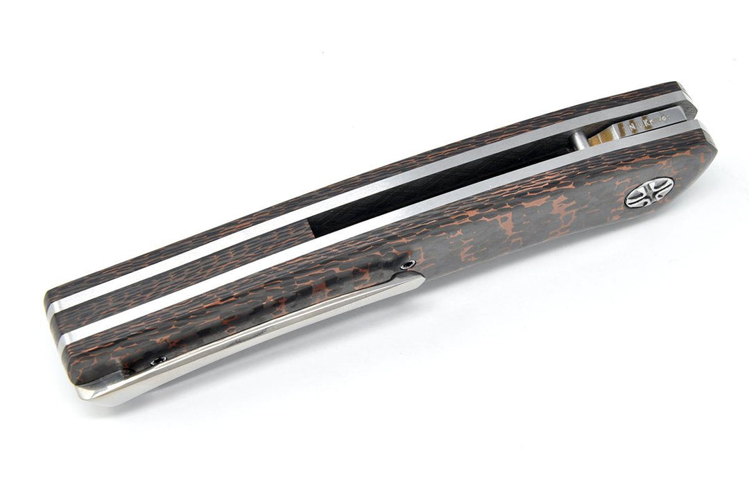 other view of the knife folded 