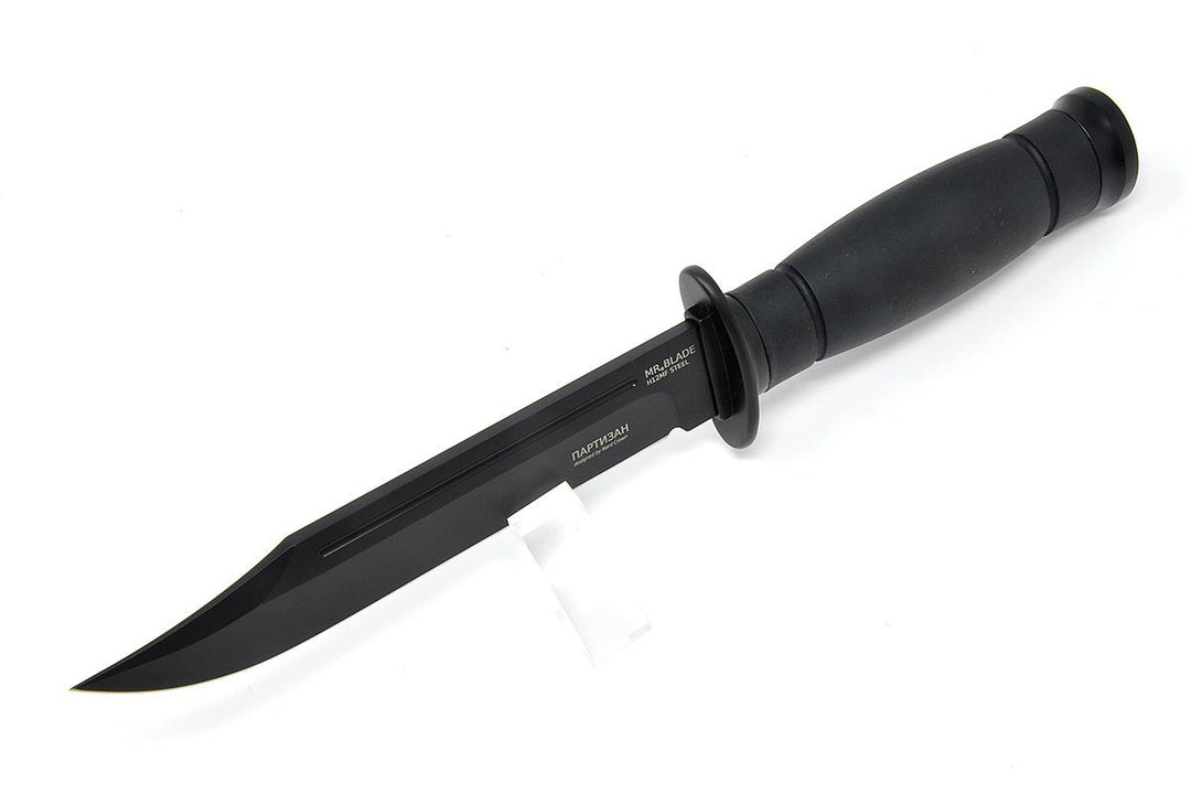 Partisan Black | Mr. Blade
