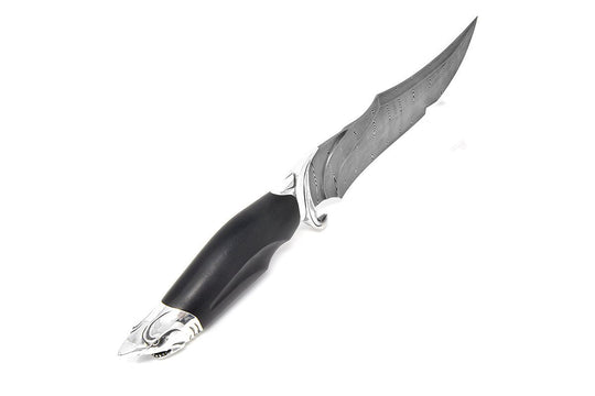 another 3/4 view of the knife